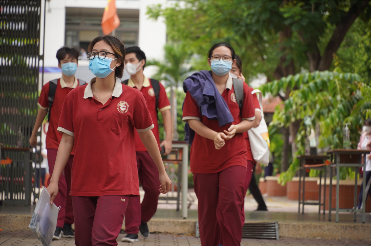 TPHCM ổn định tâm lý và tăng cường phòng chống dịch cho thí sinh (08/07/2021)